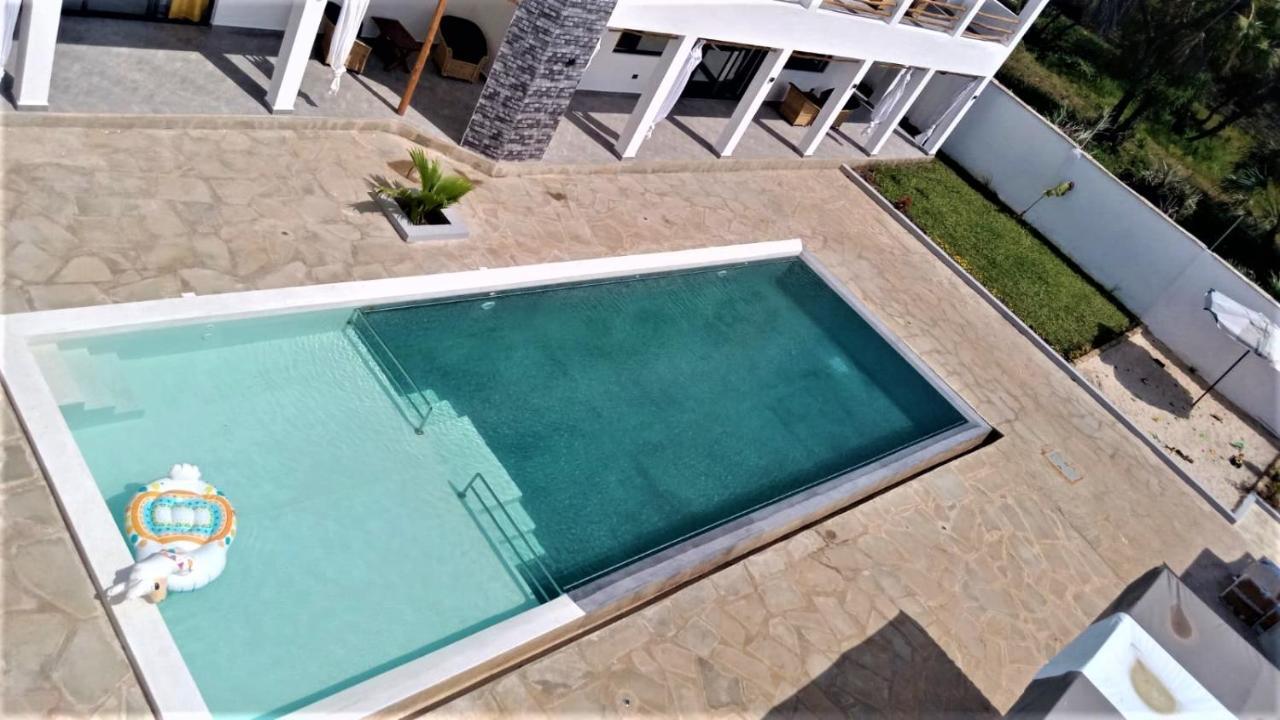 V-Szameitat Homes, Kongo River 迪亚尼海滩 外观 照片